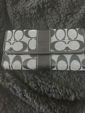 Coach Black and Gray Signature Continental Wallet